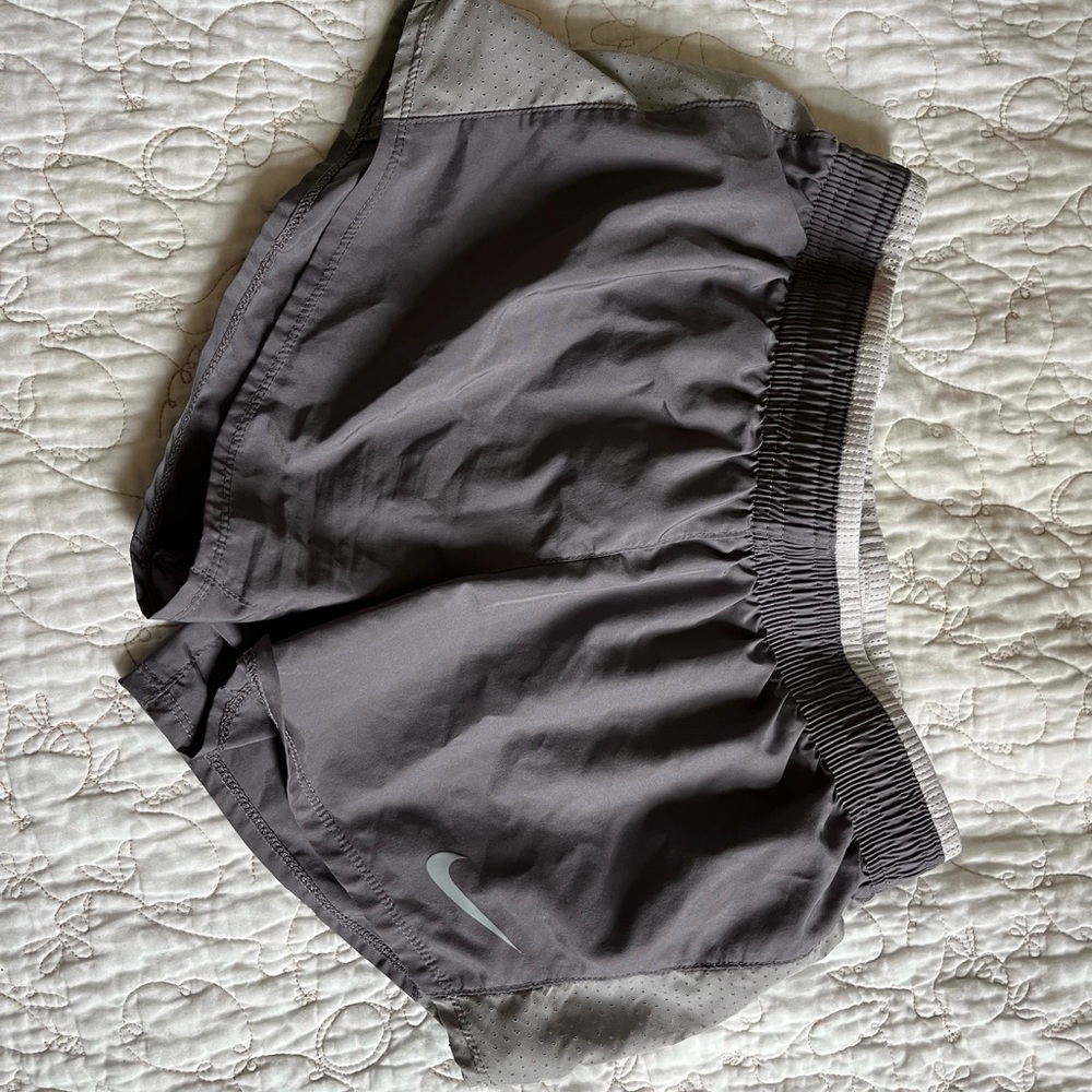 Nike Dri-FIT Light Gray Shorts